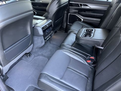 New 2026 Jeep Grand Wagoneer Limited AWD/4WD image 22