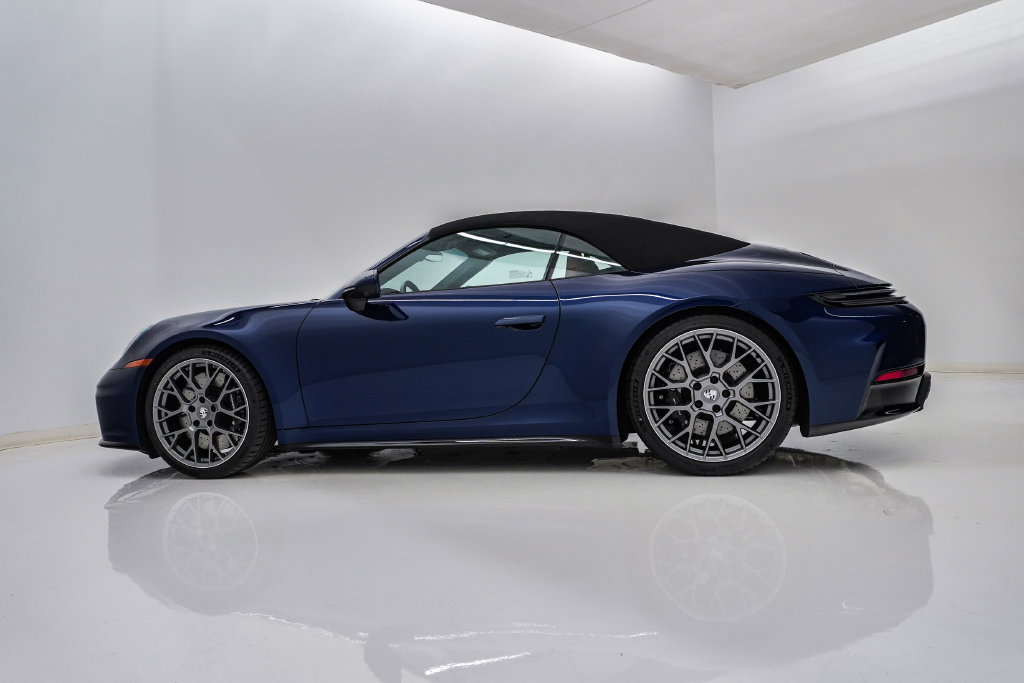 Certified 2026 Porsche 911 Carrera 4S AWD/4WD image 2