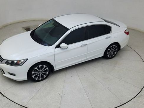 Used 2015 Honda Accord Sport image 74