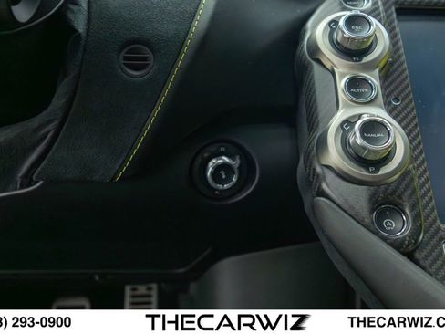 Used 2018 McLaren 720S Performance RWD image 53
