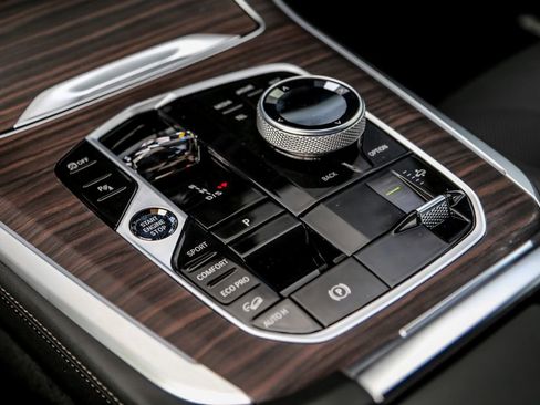 New 2026 BMW X5 xDrive40i w/ Executive Package AWD/4WD image 15