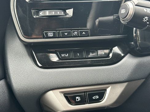 Used 2024 Lexus RX 350 Premium w/ Convenience Package FWD image 32