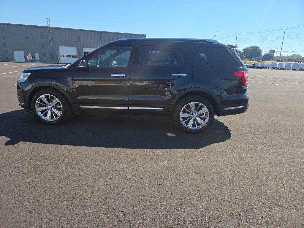 Used 2019 Ford Explorer Limited w/ Class III Trailer Tow Package FWD image 8