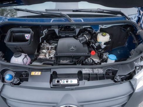 New 2025 Mercedes-Benz Sprinter 2500 image 23