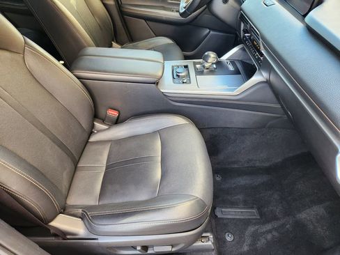 Certified 2024 MAZDA CX-90 3.3 Turbo w/ Premium Package image 12