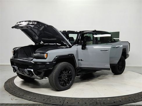 New 2026 GMC Hummer EV 4x4 Crew Cab image 11