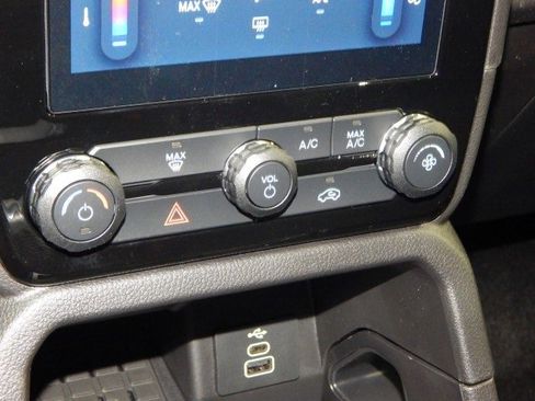 New 2025 Ford Ranger XLT w/ Black Appearance Package image 24