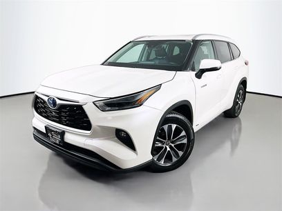 Used 2021 Toyota Highlander XLE