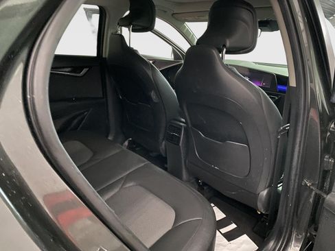 Used 2023 Kia Niro EX Touring FWD image 11