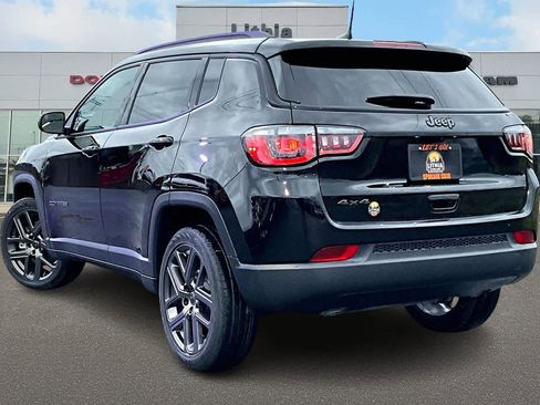 New 2026 Jeep Compass Latitude AWD/4WD image 4