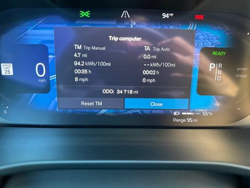 Used 2023 Volvo XC40 Recharge Ultimate AWD/4WD image 17
