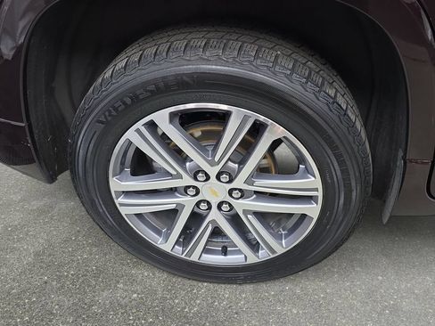 Used 2023 Chevrolet Traverse High Country AWD/4WD image 29