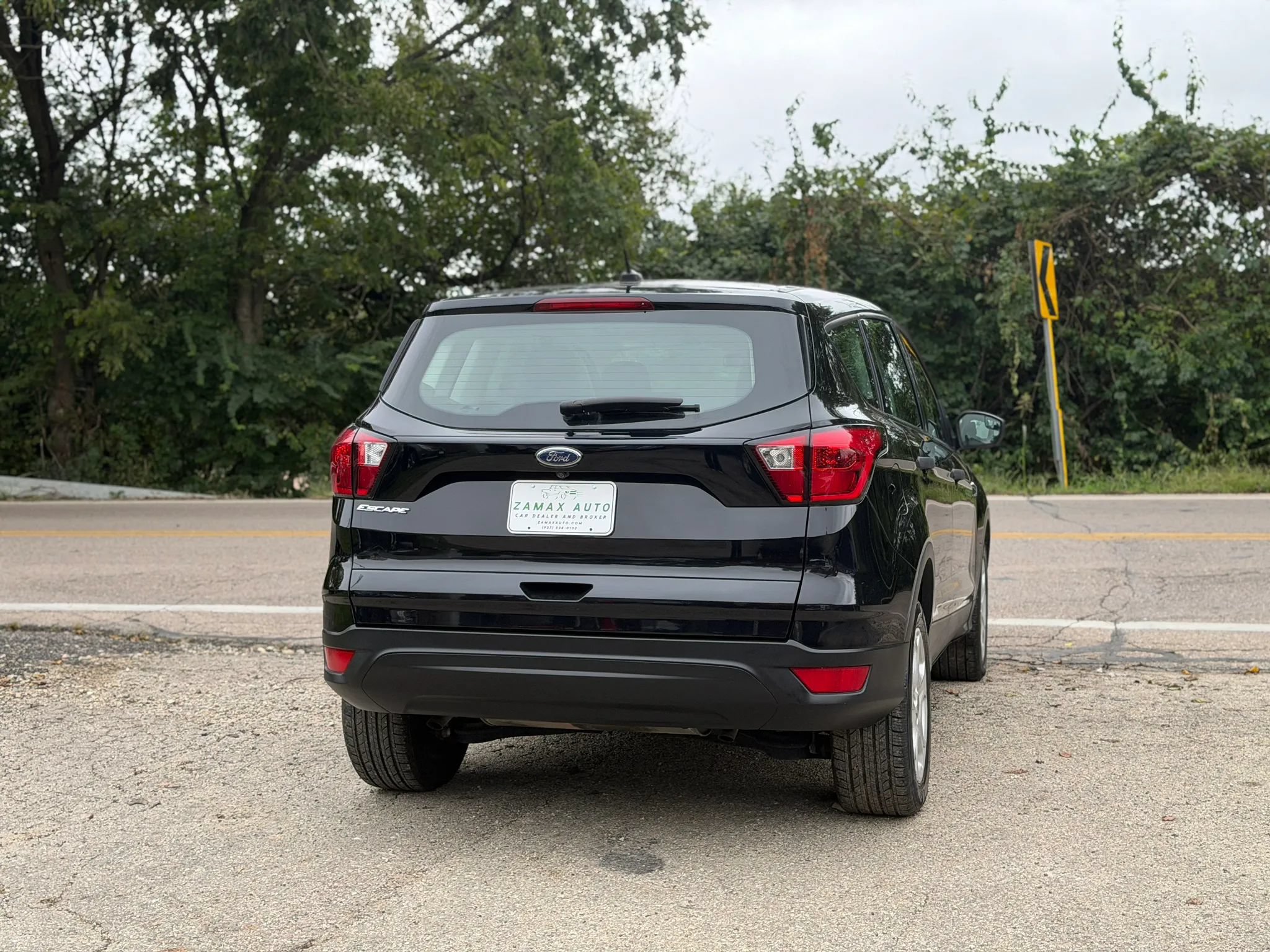 Used 2019 Ford Escape S FWD image 10