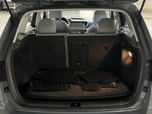 Used 2022 Volkswagen Taos SE image 38
