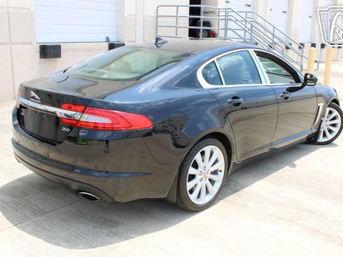 Used 2014 Jaguar XF 3.0 RWD image 16