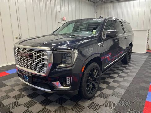 Used 2023 GMC Yukon XL Denali w/ Max Trailering Package AWD/4WD image 7