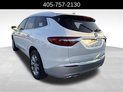 Used 2019 Buick Enclave Avenir w/ Avenir Technology Package FWD image 4