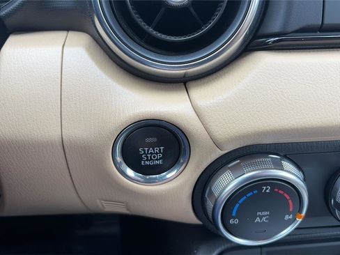 Used 2017 MAZDA MX-5 Miata Grand Touring image 14