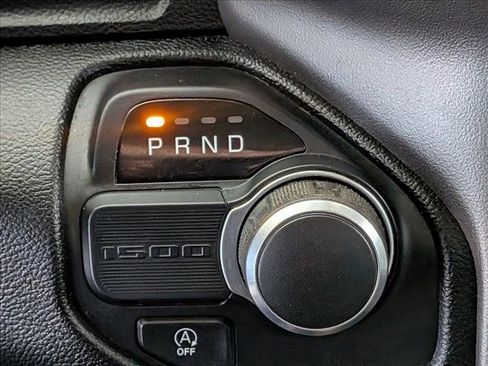 Used 2019 RAM 1500 Big Horn image 12