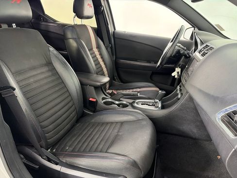 Used 2012 Dodge Avenger R/T FWD image 28