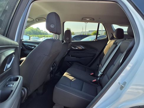 Used 2023 GMC Terrain SLE FWD image 26