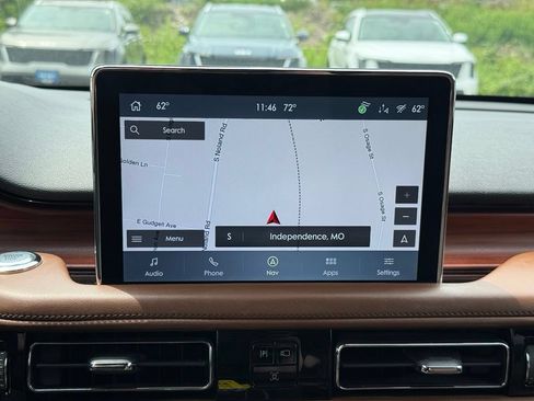 Used 2021 Lincoln Aviator Reserve w/ Equipment Group 208A AWD/4WD image 38