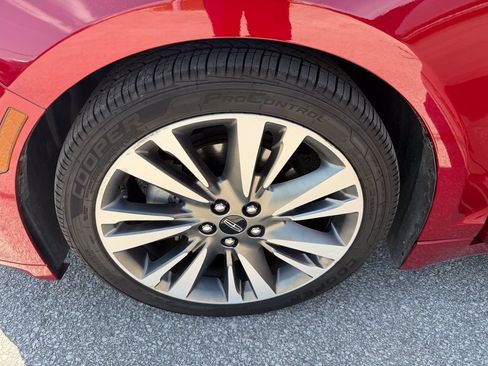 Used 2017 Lincoln MKZ Reserve w/ Climate Package FWD image 31