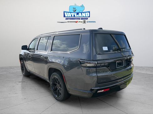 New 2026 Jeep Grand Wagoneer L Limited AWD/4WD image 3