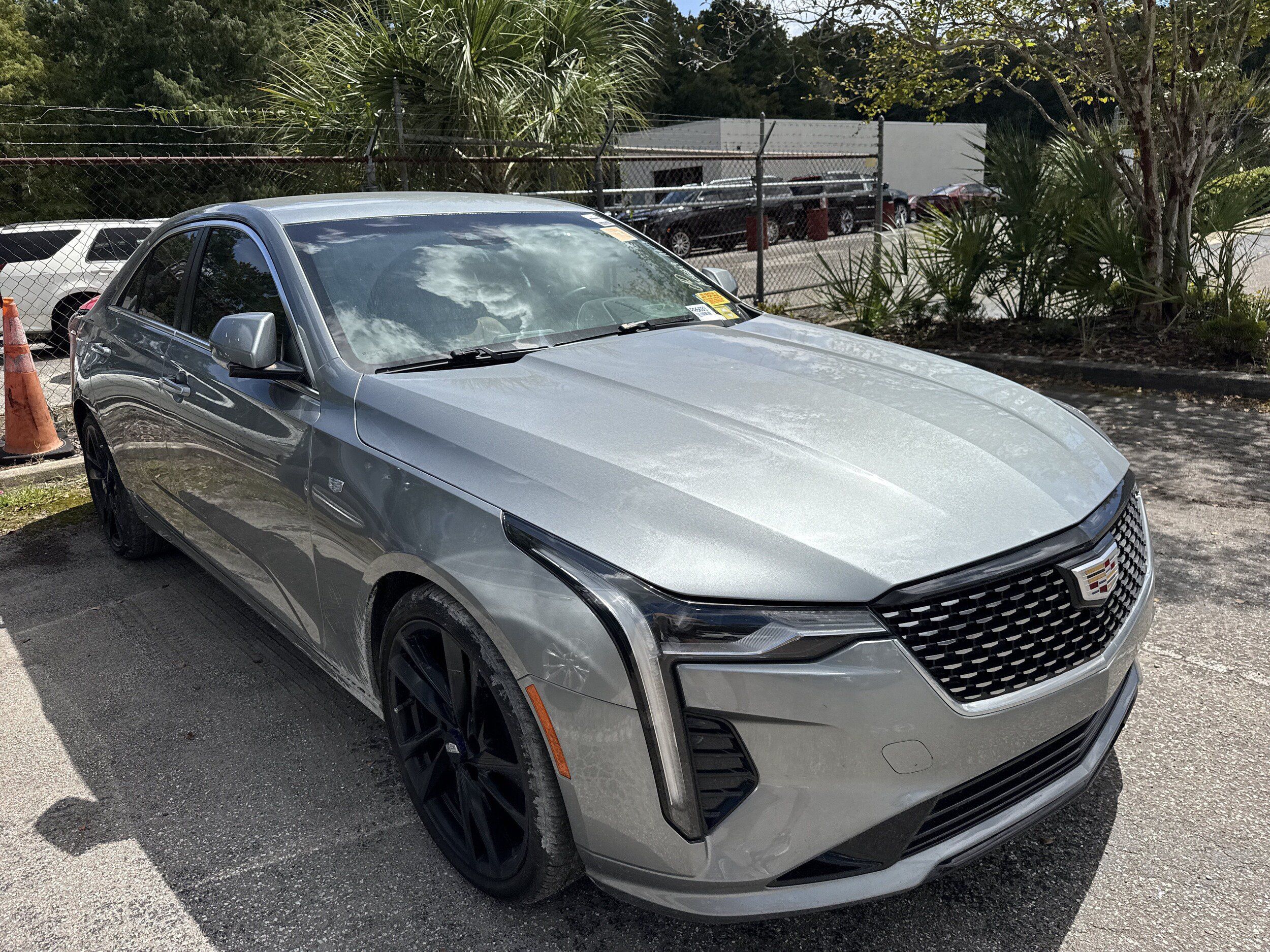 Certified 2024 Cadillac CT4 Luxury w/ LPO, Blue Accent Package RWD image 4