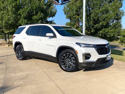 Used 2023 Chevrolet Traverse RS
