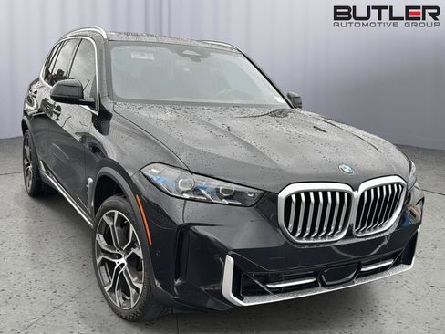 Certified 2024 BMW X5 sDrive40i w/ Premium Package image 4