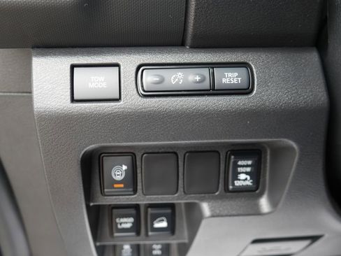 Used 2023 Nissan Frontier PRO-4X w/ Pro Convenience Package AWD/4WD image 11