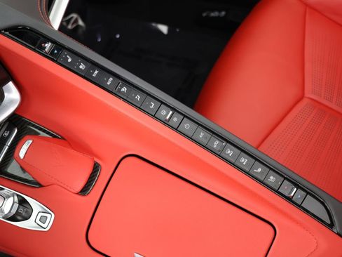 Used 2021 Chevrolet Corvette Stingray Preferred Conv w/ Z51 Performance Package RWD image 25