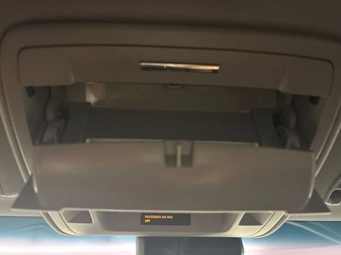 Used 2019 Chevrolet Tahoe LT image 38