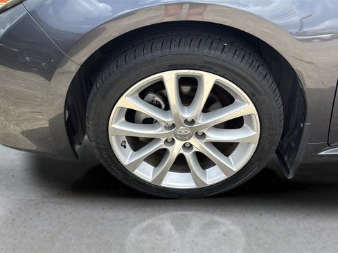 Used 2013 Toyota Avalon image 22