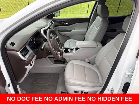 Used 2022 GMC Acadia SLT w/ Preferred Package FWD image 12
