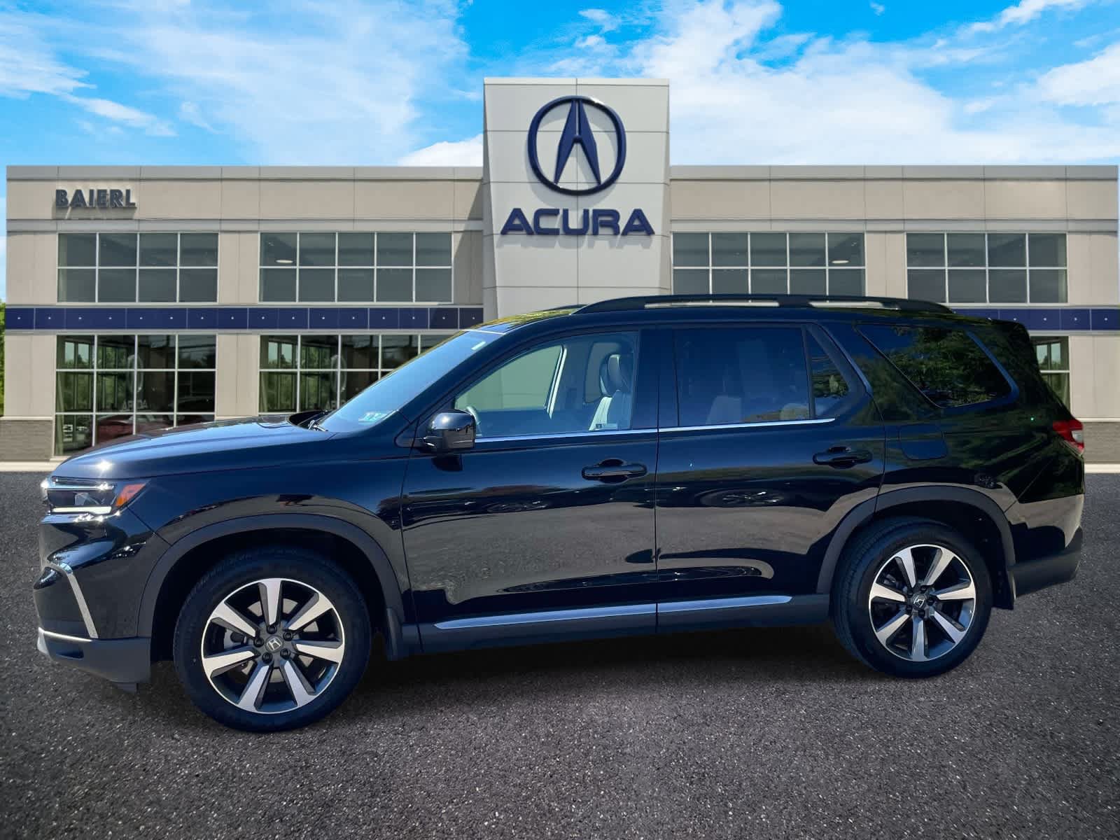 Used 2024 Honda Pilot Elite image 2