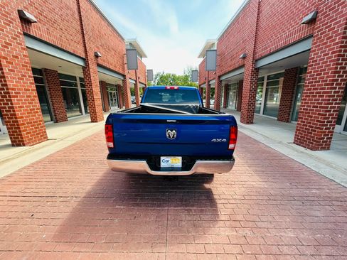 Used 2017 RAM 1500 Tradesman w/ Chrome Appearance Group AWD/4WD image 5