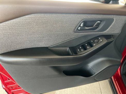 Certified 2023 Nissan Rogue S AWD/4WD image 7
