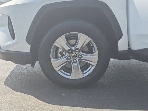 Used 2025 Toyota RAV4 XLE FWD image 7