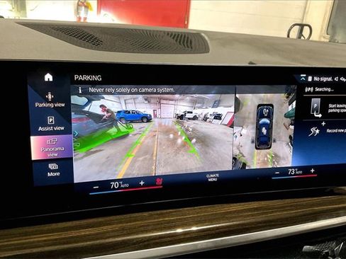 Used 2023 BMW X7 xDrive40i w/ Executive Package image 21