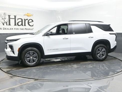 New 2026 Chevrolet Traverse LT w/ Driver Confidence Package image 11