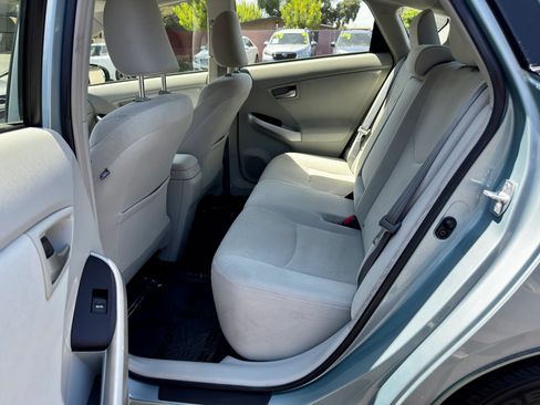 Used 2015 Toyota Prius Two FWD image 10