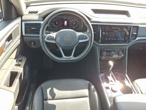 Used 2023 Volkswagen Atlas SE AWD/4WD image 12