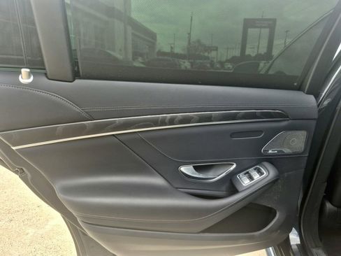 Used 2018 Mercedes-Benz S 450 Sedan image 18