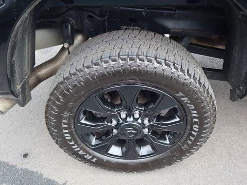 Used 2022 RAM 2500 Limited image 14