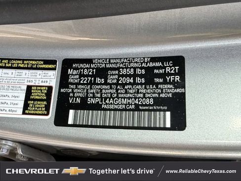 Used 2021 Hyundai Elantra SE FWD image 10