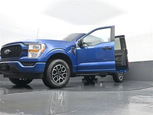 Used 2022 Ford F150 XL w/ STX Appearance Package image 31
