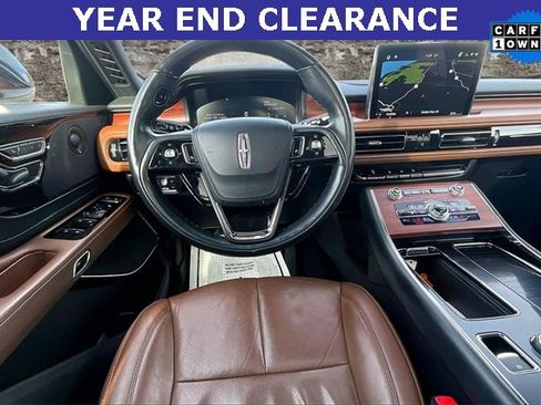 Used 2023 Lincoln Aviator Reserve w/ Equipment Group 201A image 8
