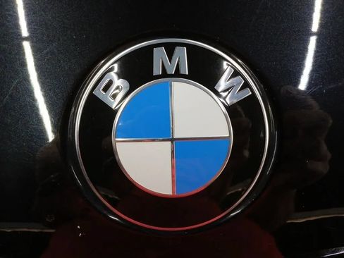 Used 2021 BMW X7 xDrive40i w/ M Sport Package AWD/4WD image 50
